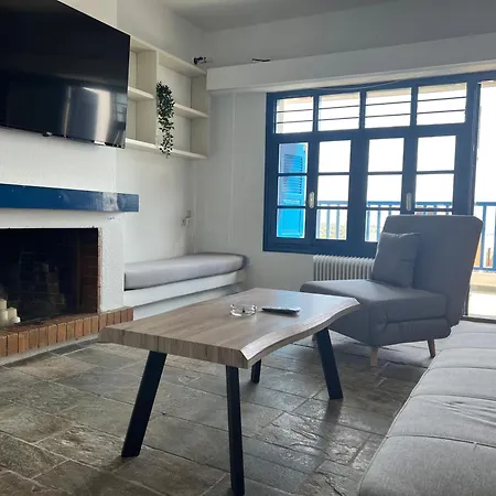 Aliki Piskopiano Villa *