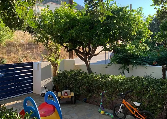 Aliki Piskopiano Villa